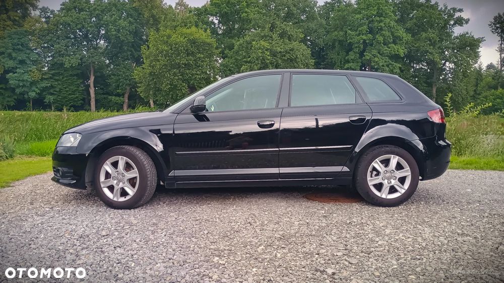 Audi A3 Sportback 1.6 Ambiente - 5