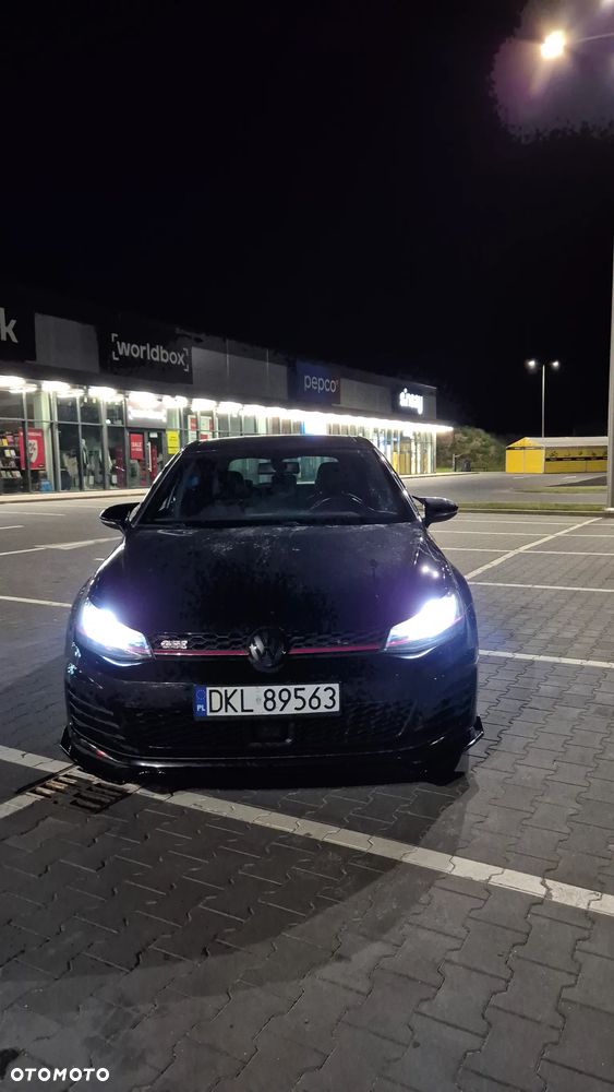 Volkswagen Golf - 15