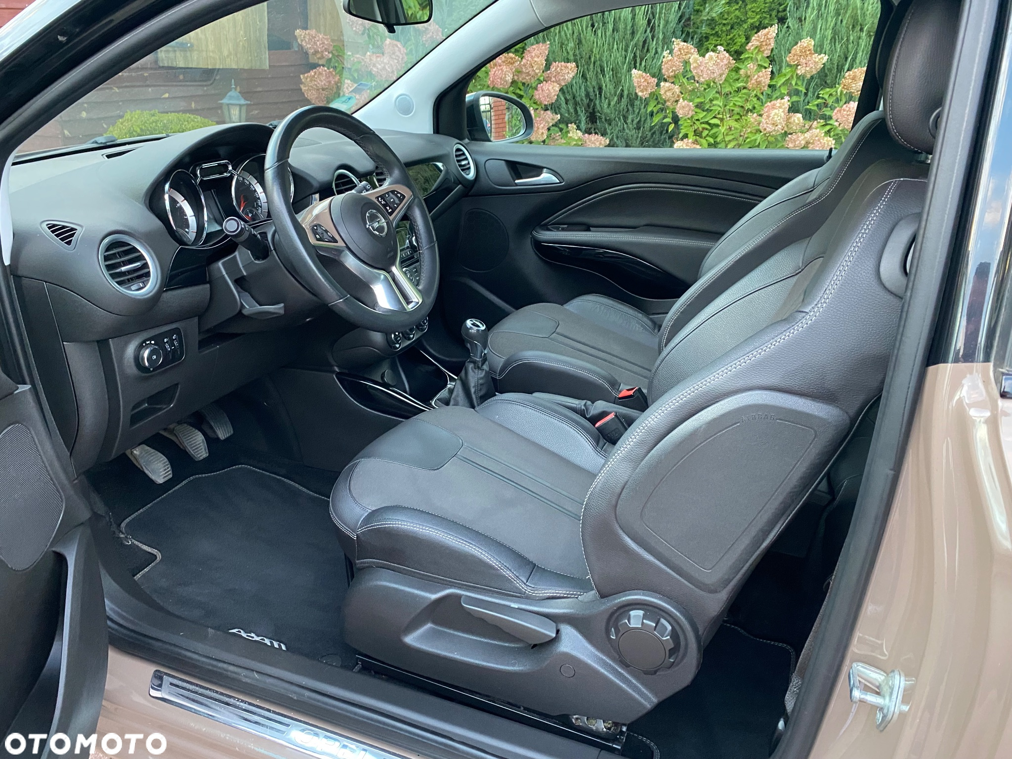 Opel Adam - 10