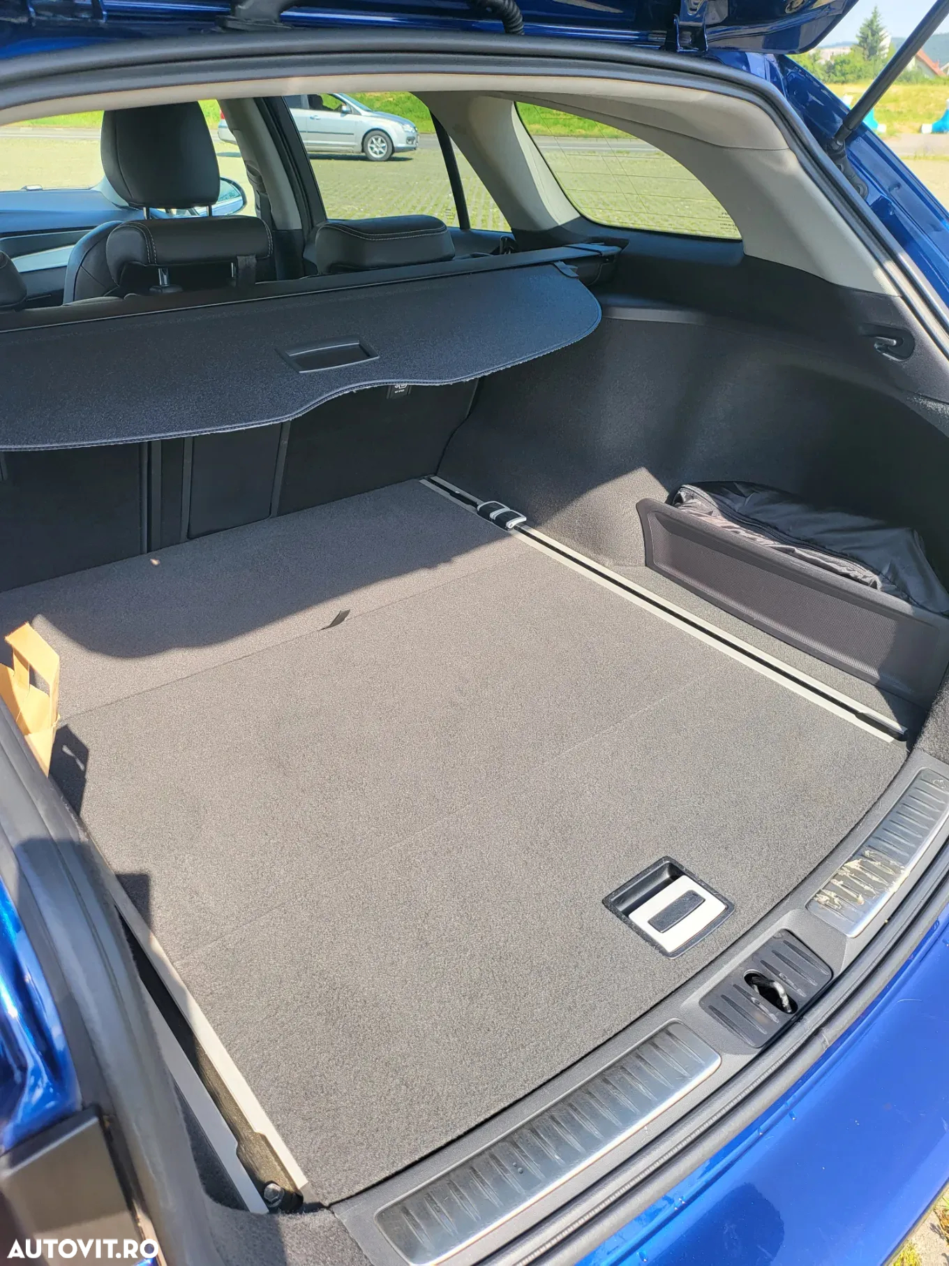 Toyota Avensis 2.0 D-4D Elegance - 18
