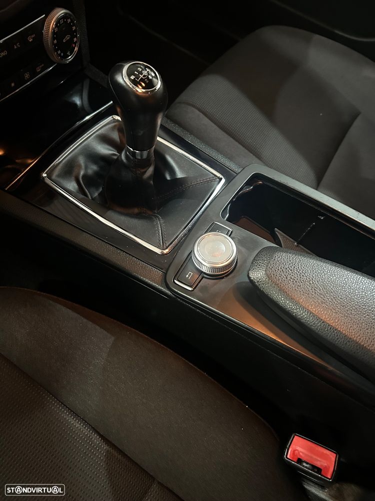 Mercedes-Benz C 180 CGi Classic BE - 16