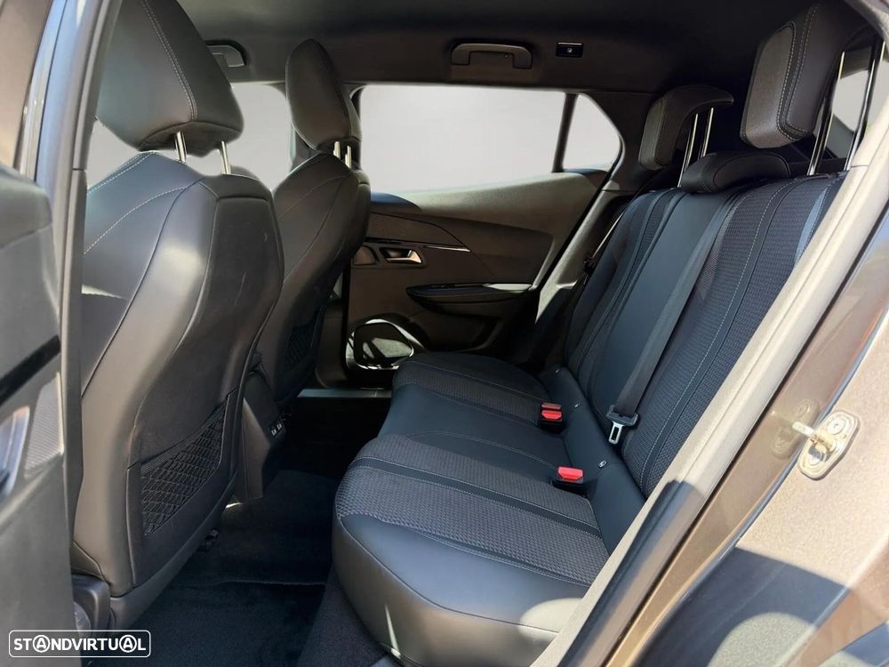 Peugeot 2008 1.5 BlueHDi GT Line EAT8 - 10