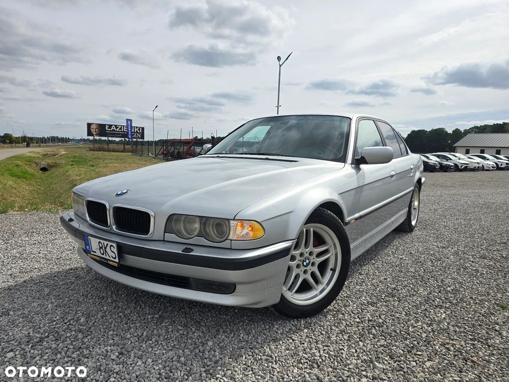BMW Seria 7 - 1
