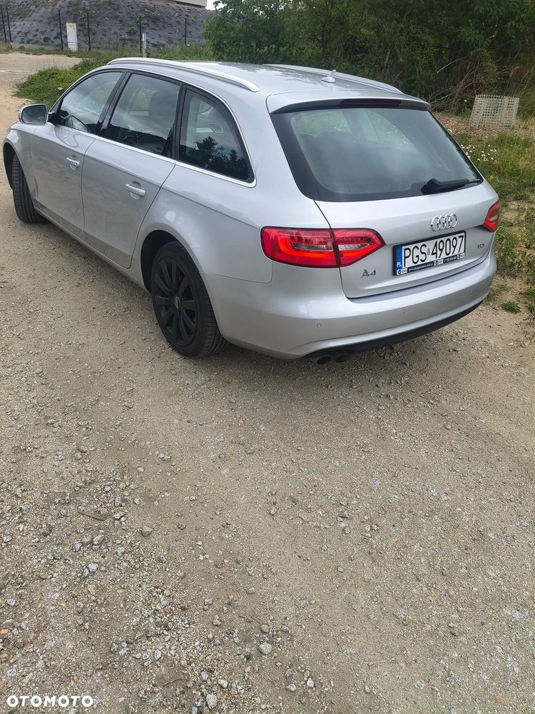 Audi A4 Avant 2.0 TDI Multitronic - 9