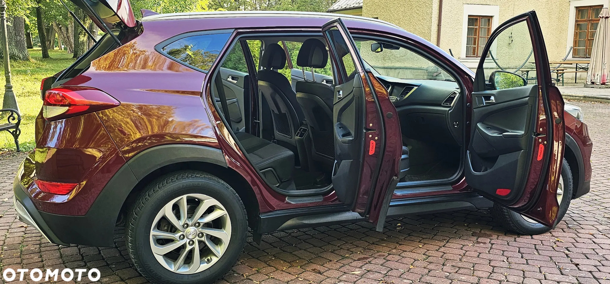 Hyundai Tucson 1.6 T-GDI Comfort 2WD - 24