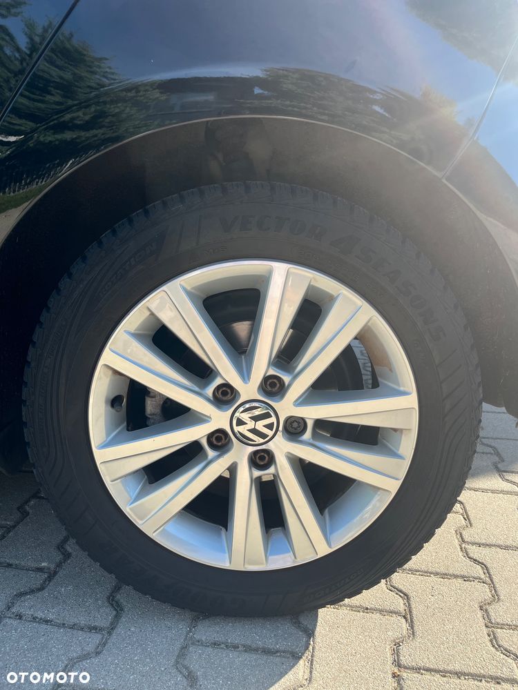 Volkswagen Golf - 13