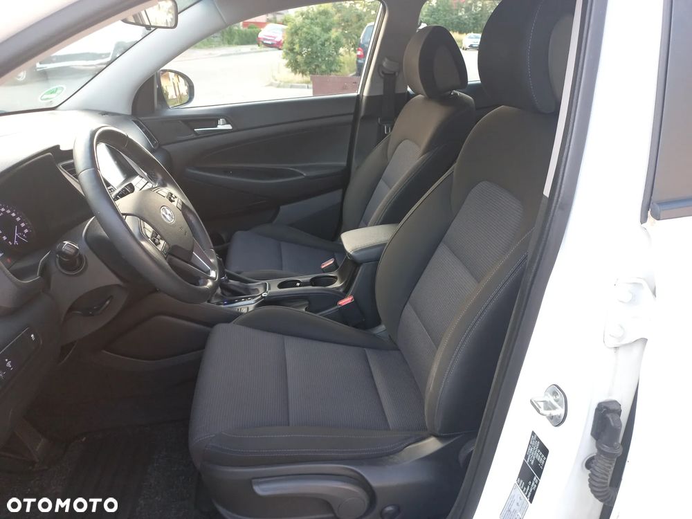 Hyundai Tucson blue 1.7 CRDi 2WD DCT Style - 20