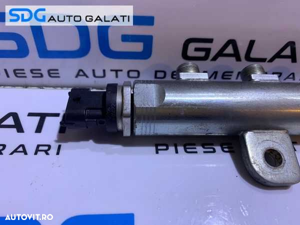 Rampa Presiune Injectoare cu Senzor Regulator Alfa Romeo 159 1.9 JTDM 120CP 2005 - 2011 Cod 55197370 0445214095 - 5