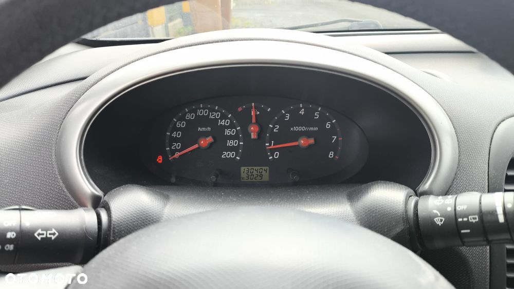 Nissan Micra - 2