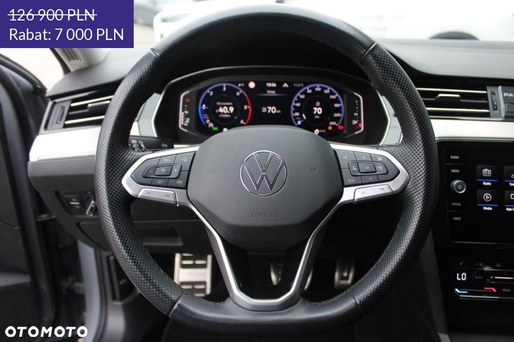 Volkswagen Passat - 26