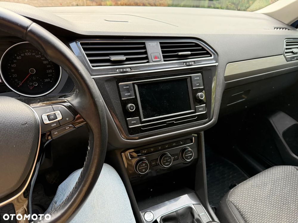 Volkswagen Tiguan Allspace 1.5 TSI EVO Comfortline - 14