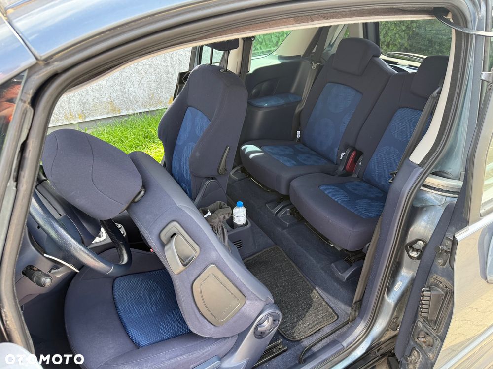 Peugeot 1007 1.4 Happy 2-Tronic - 15