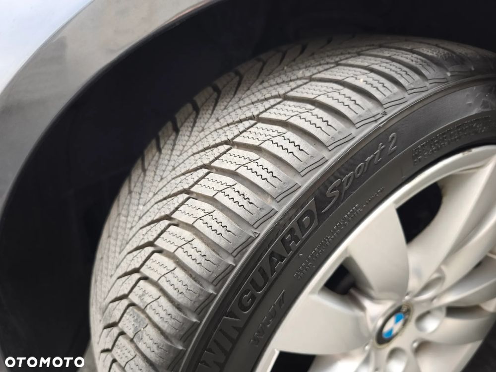 BMW Seria 3 320d Edition Sport - 24