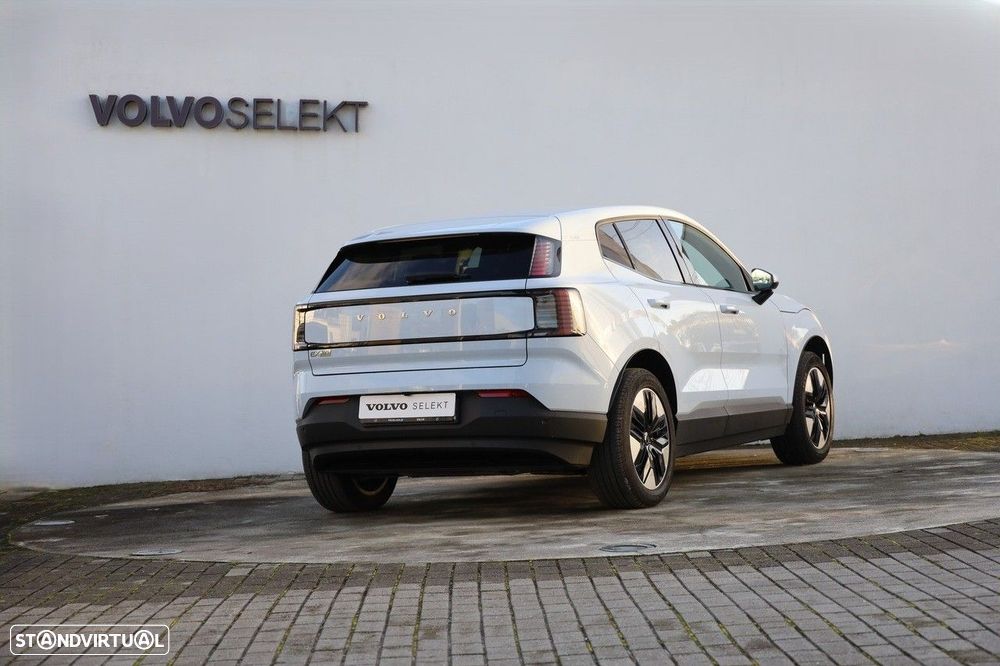 Volvo EX30 69 kWh Single Motor Extended Range Core - 33