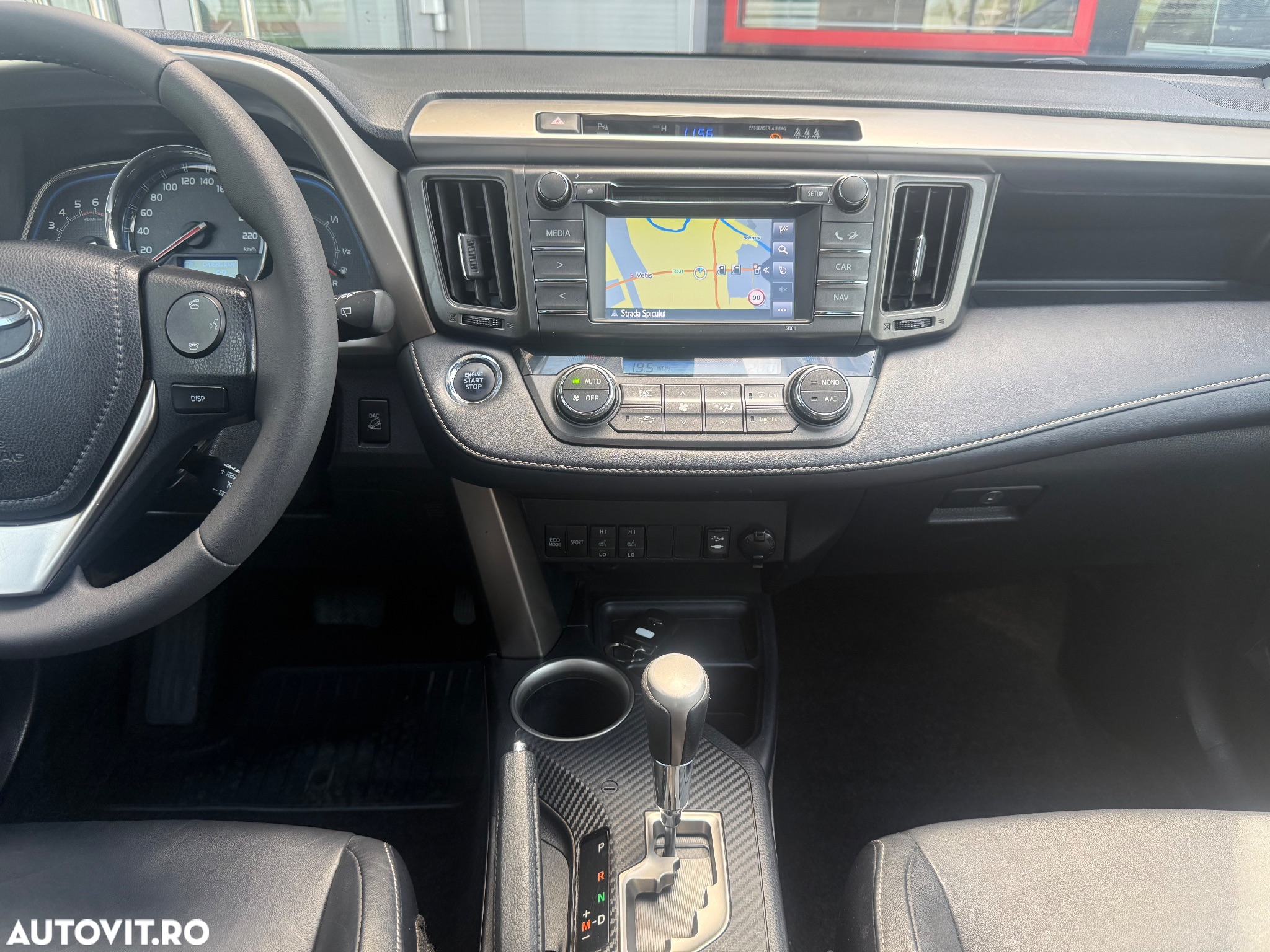 Toyota RAV4 2.2 D-4CAT 4WD Aut Luxury - 21