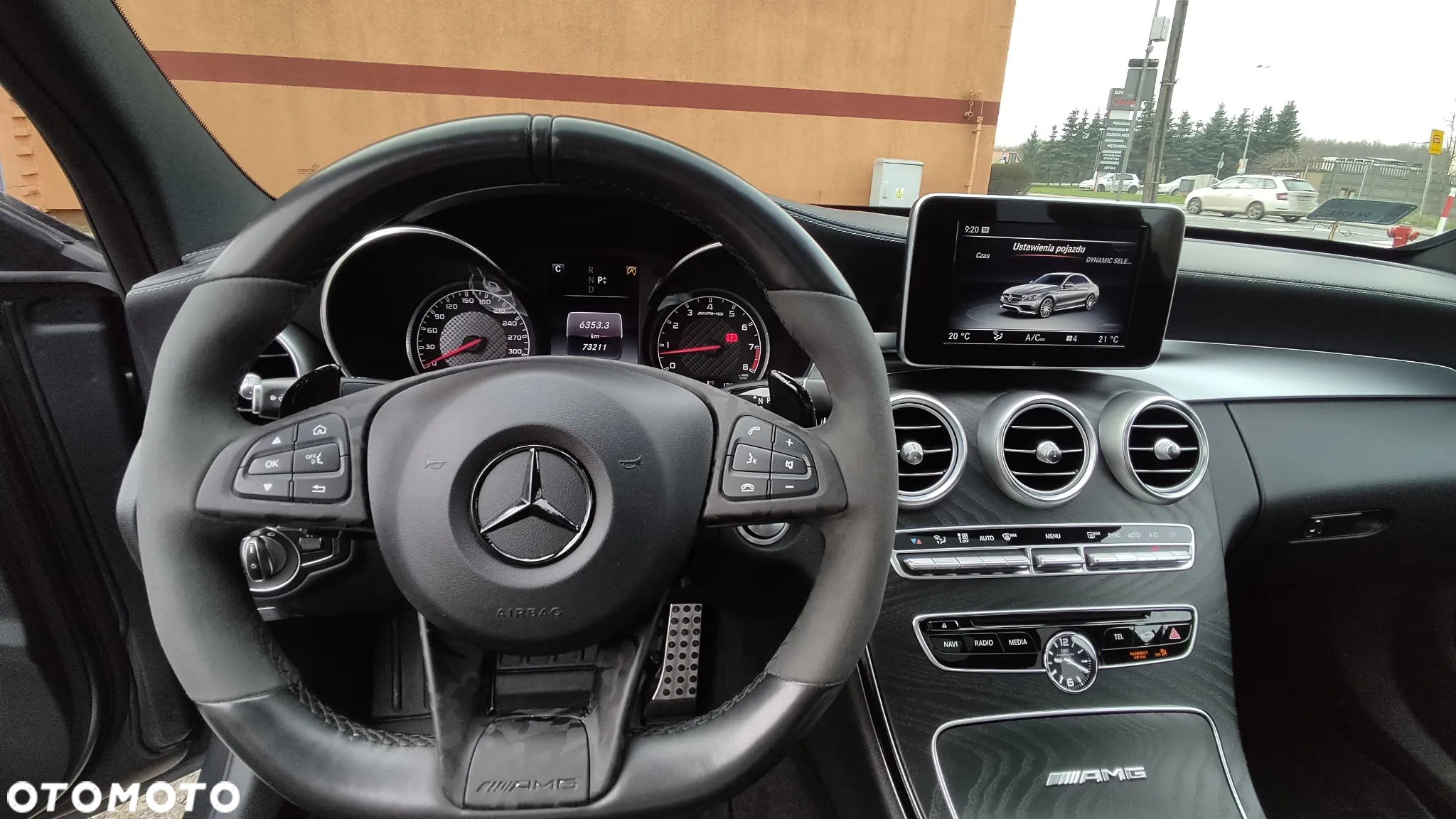 Mercedes-Benz Klasa C AMG 63 - 16