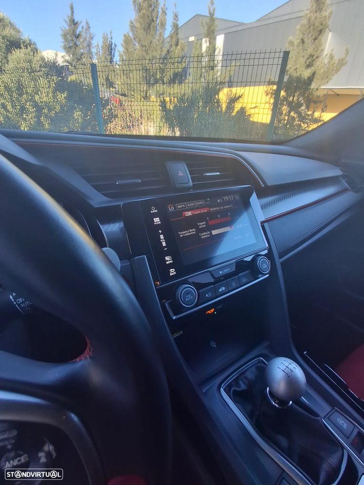 Honda Civic 2.0 VTEC Turbo Type R - 18