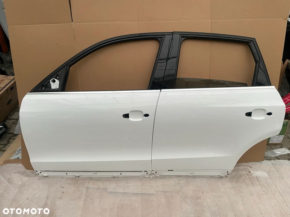 Audi Q5 8R drzwi lewe przód tył LY9C