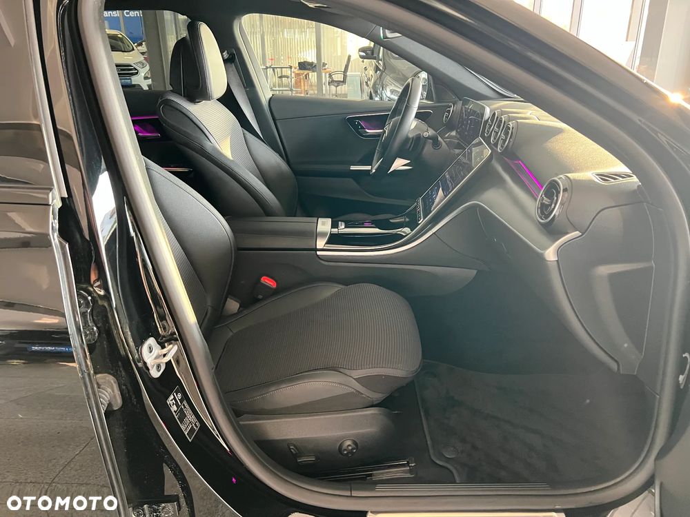 Mercedes-Benz Klasa C 300 d mHEV Avantgarde - 40