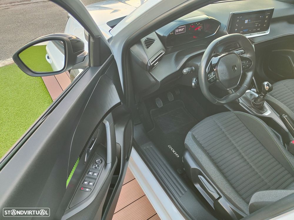 Peugeot 2008 1.2 PureTech Active Pack - 30