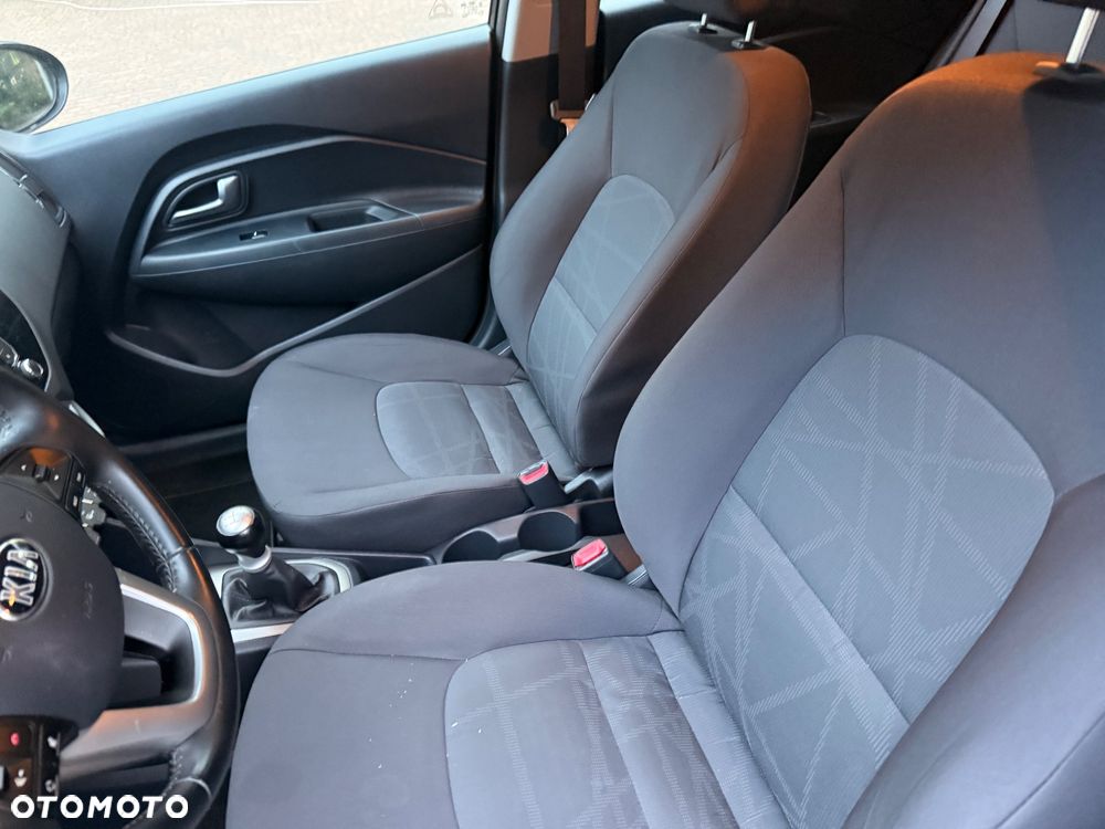 Kia Rio 1.2 Edition 7 - 21