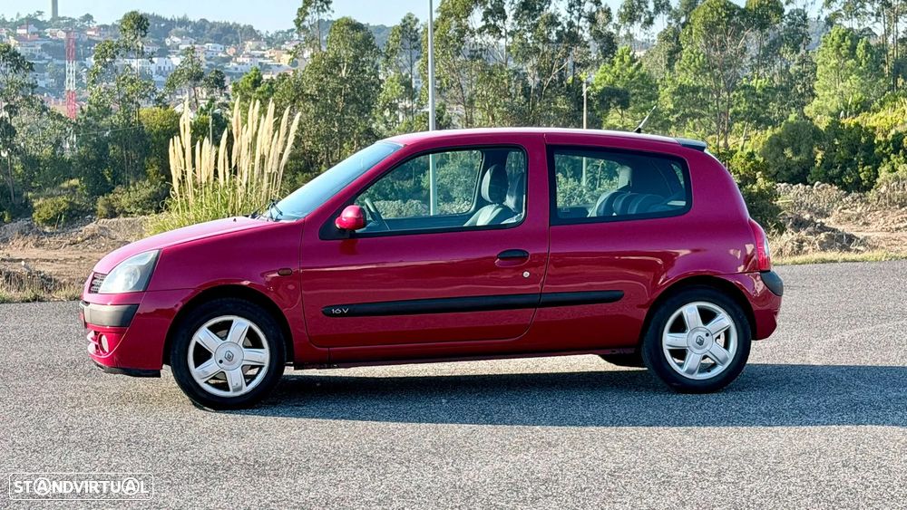 Renault Clio 1.2 16V Dynamique - 10