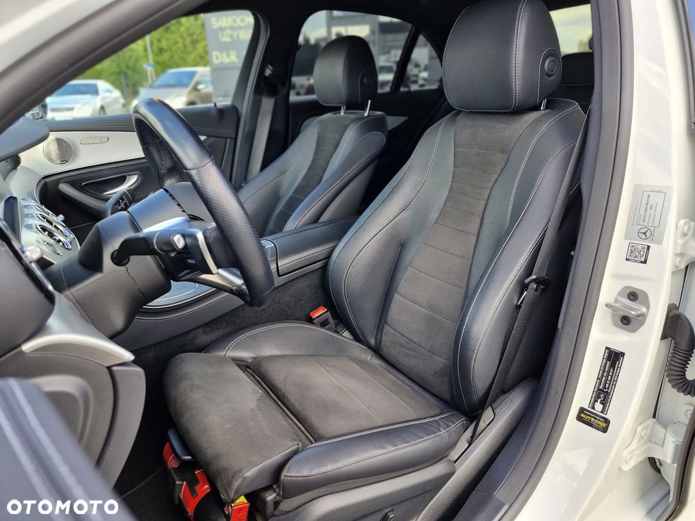 Mercedes-Benz Klasa E 220 d 4-Matic 9G-TRONIC - 13