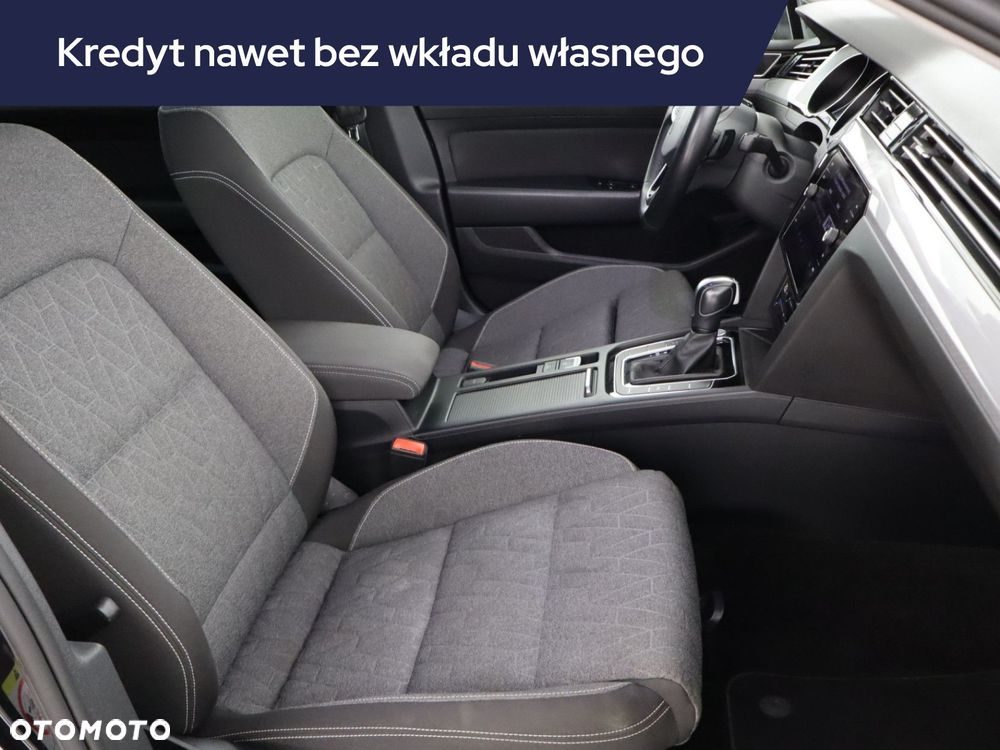 Volkswagen Passat Variant - 11