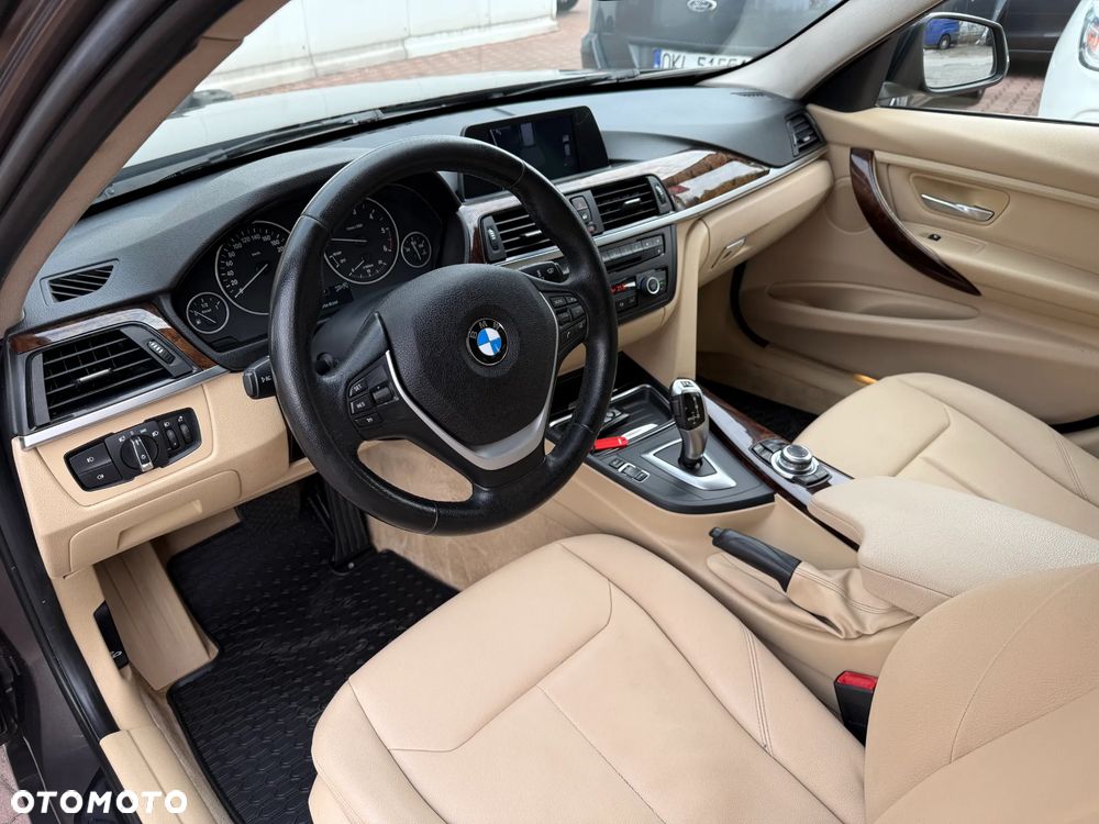 BMW Seria 3 318d Luxury Line - 14