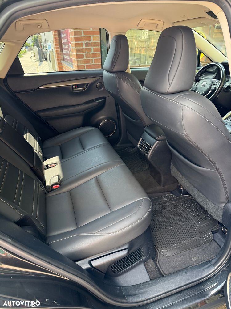 Lexus Seria NX 300h Style Edition - 23