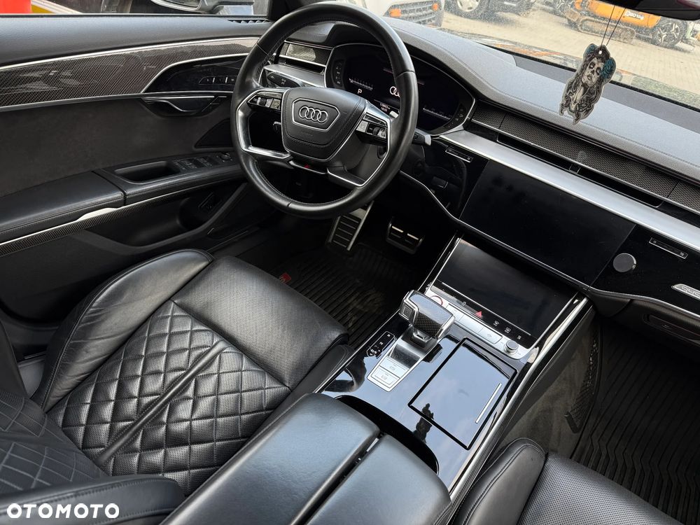 Audi S8 TFSI mHEV Quattro Tiptr - 11