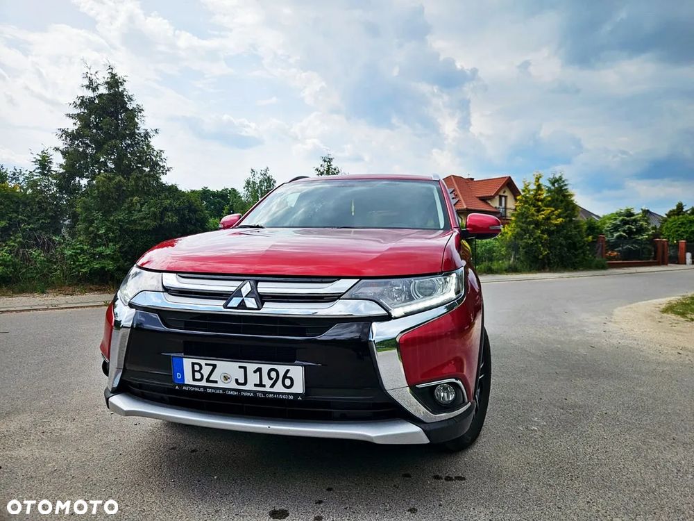 Mitsubishi Outlander 2.0 2WD SUV-Star - 2