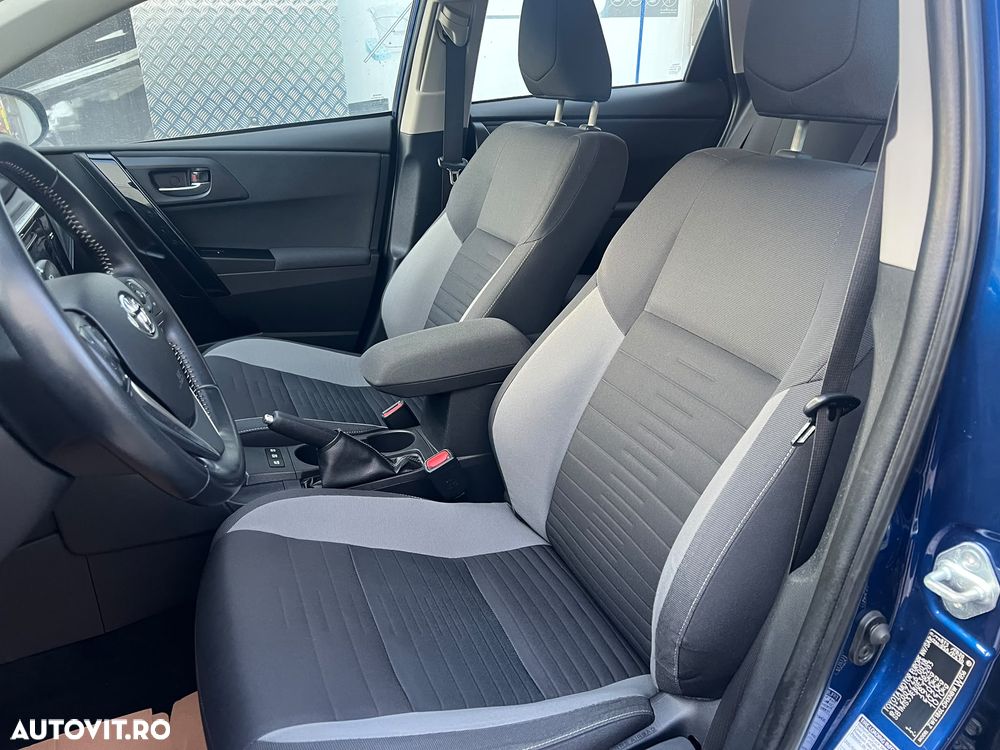 Toyota Auris - 9