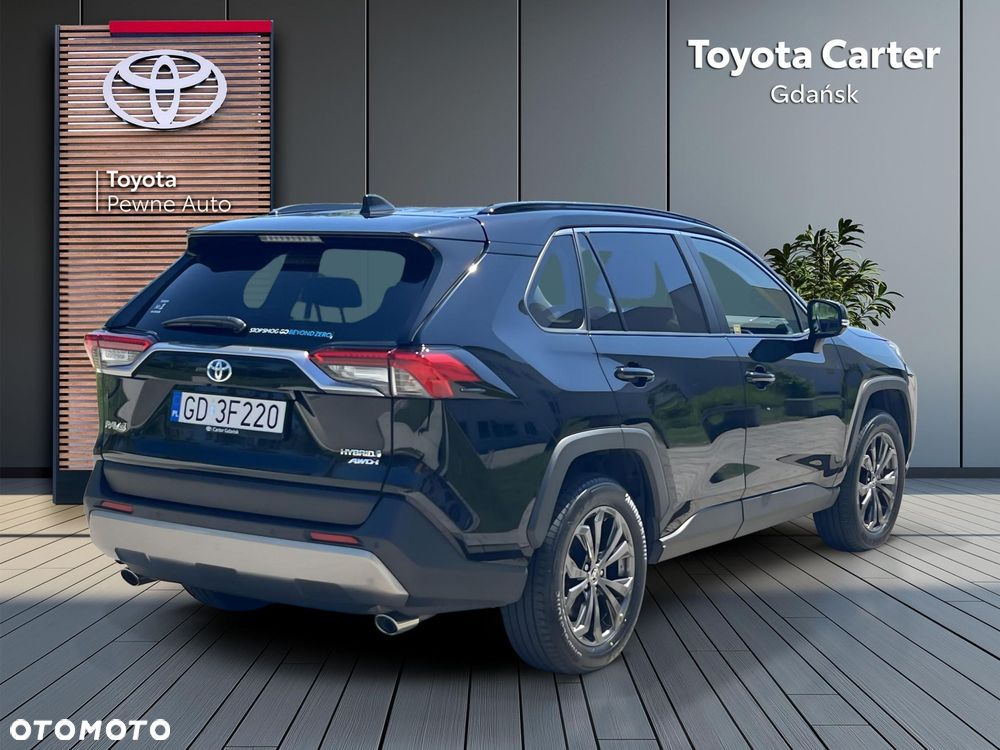 Toyota RAV4 - 6
