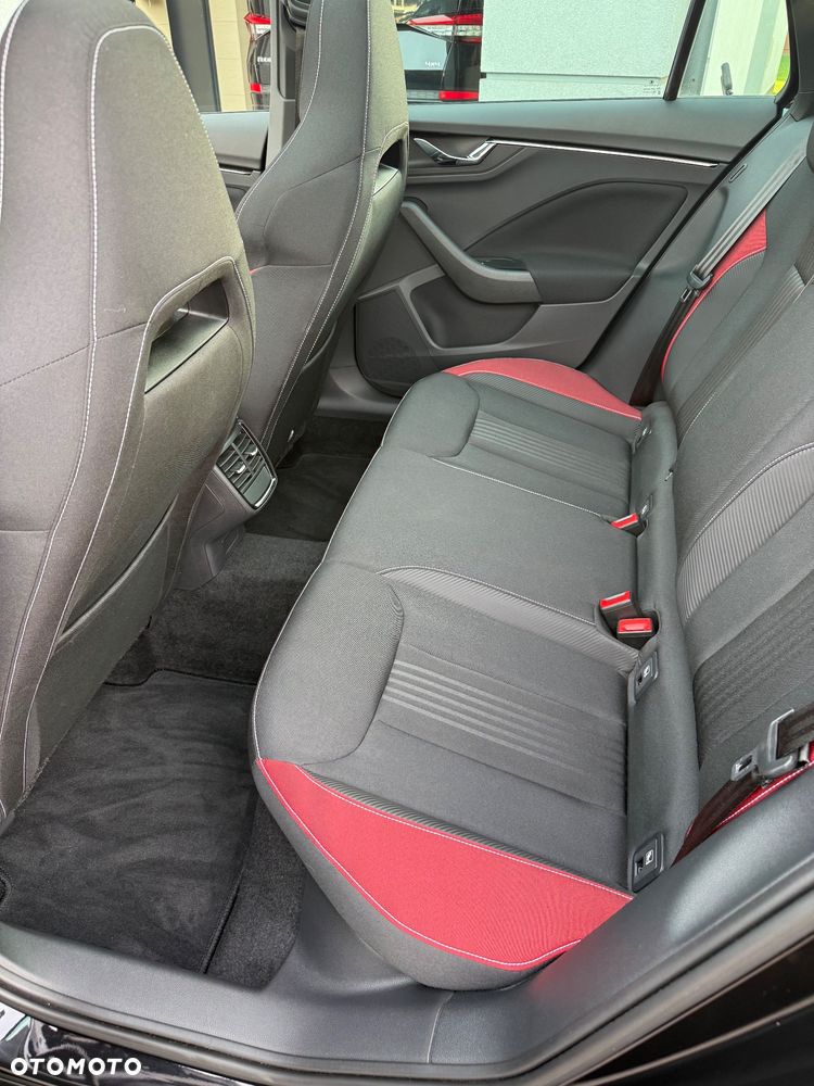 Skoda Kamiq 1.5 TSI Monte Carlo - 12