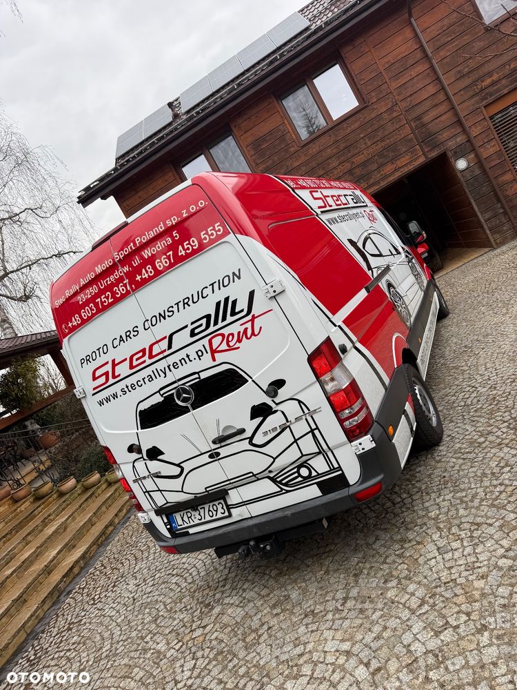 Mercedes-Benz Sprinter 319 - 7