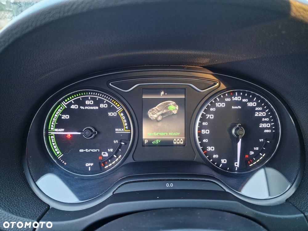 Audi A3 Sportback 1.4 TFSI e-tron design - 15