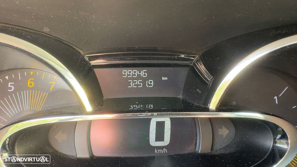 Renault Clio 0.9 TCE Dynamique S - 19