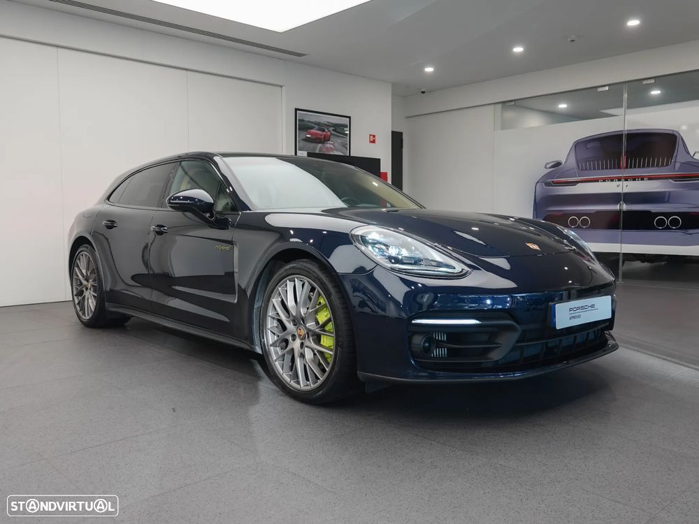Porsche Panamera Sport Turismo 4 E-Hybrid Platinum Edition - 12