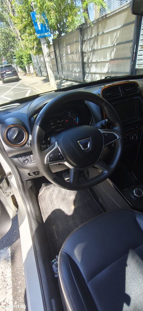 Dacia Spring Expression - 12