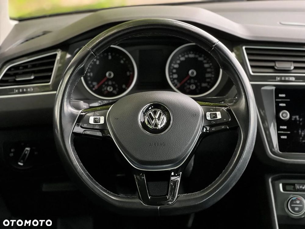 Volkswagen Tiguan - 8