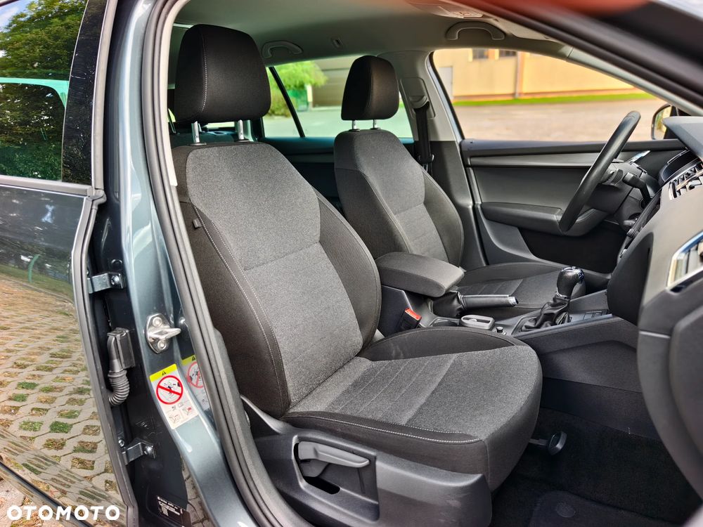 Skoda Octavia 2.0 TDI DSG Soleil - 19