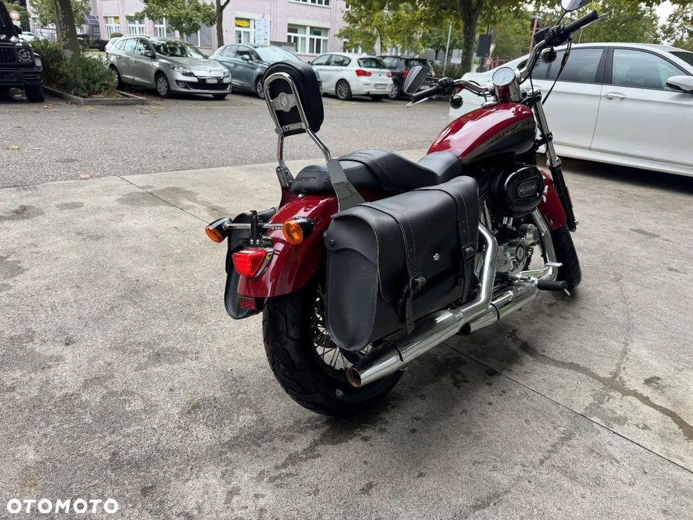 Harley-Davidson Sportster Custom 1200C - 4