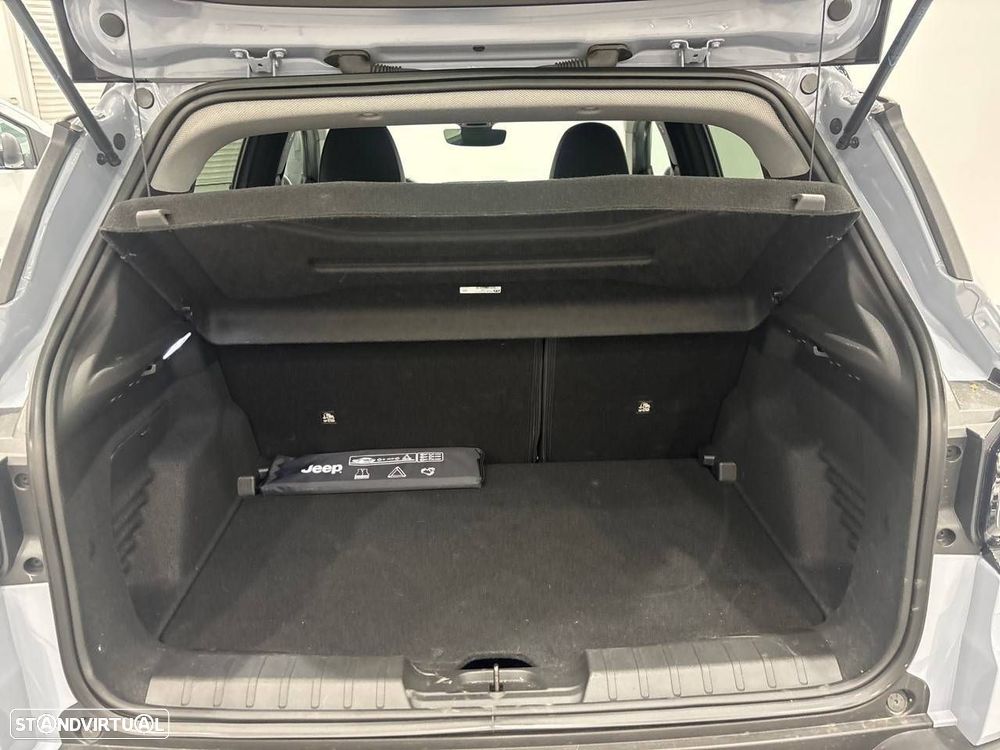 Jeep Avenger 1.2 GSE T3 Summit - 6