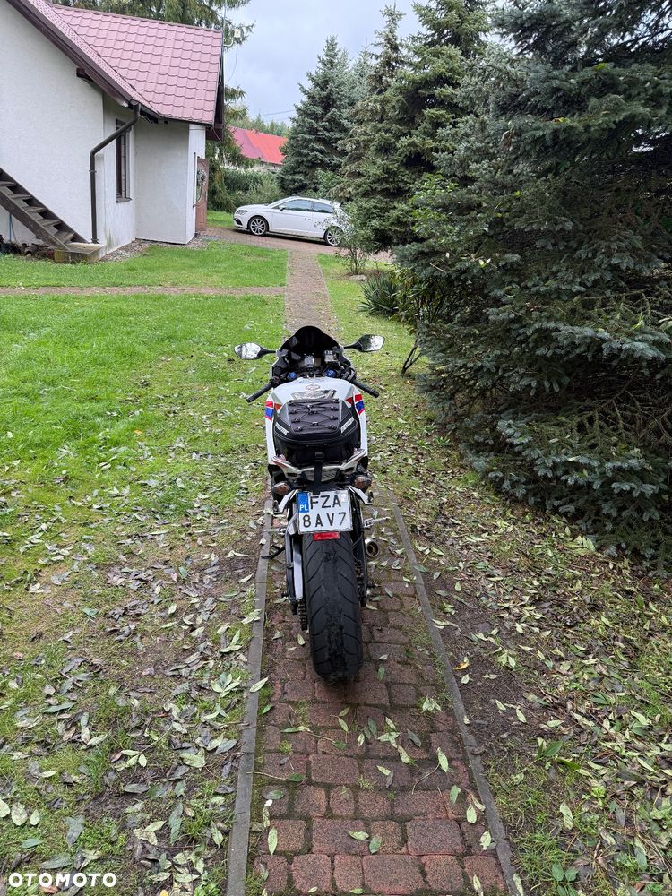 Honda CBR - 5