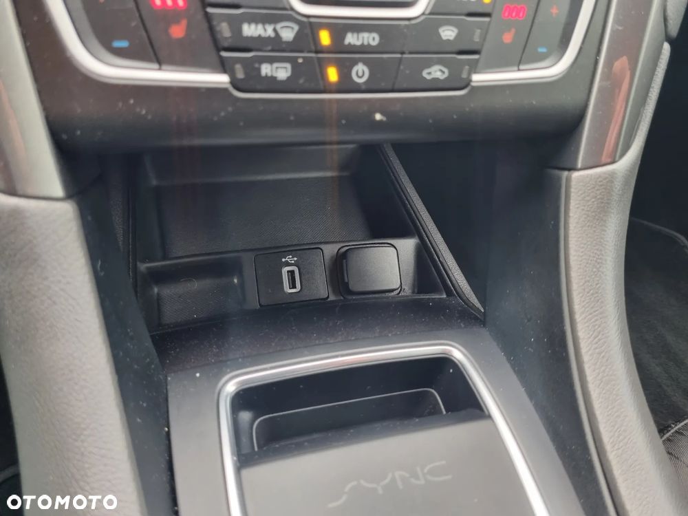 Ford Mondeo 2.0 EcoBlue Edition - 19