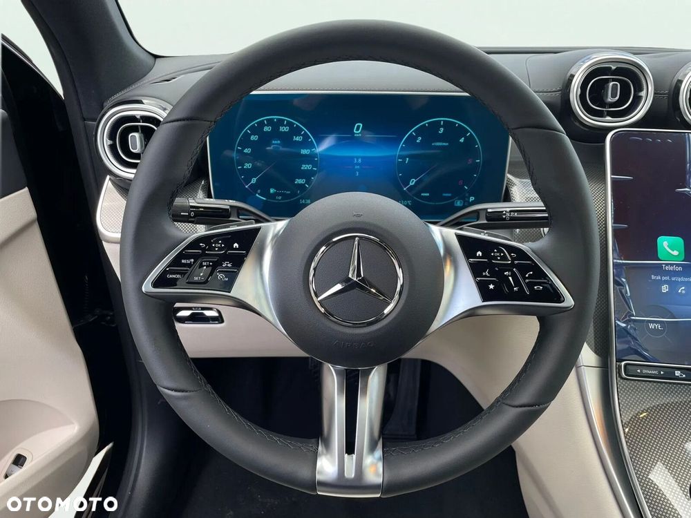 Mercedes-Benz GLC - 26
