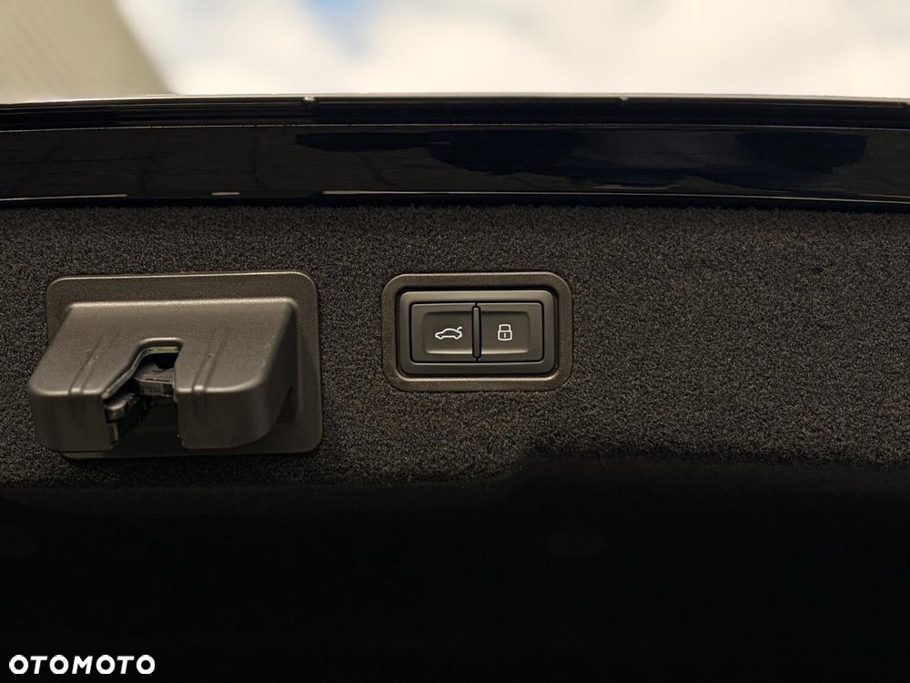 Audi A8 - 23