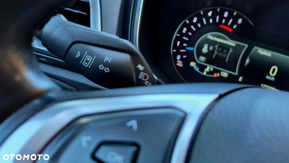 Ford Mondeo 2.0 EcoBlue Titanium - 24