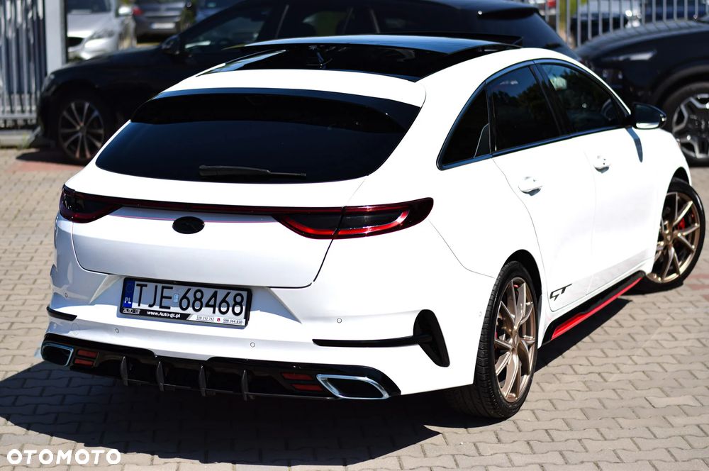 Kia ProCeed 1.6 T-GDI GT DCT - 35